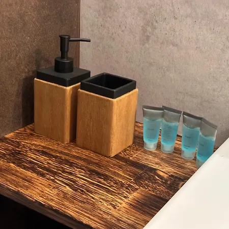 Zabrze, Agnieszka アパート 4*