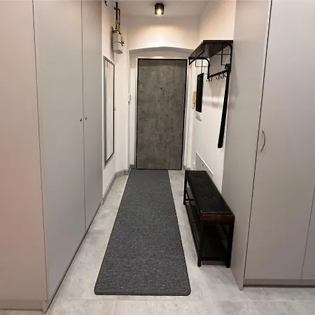 Zabrze, Agnieszka アパート 4*